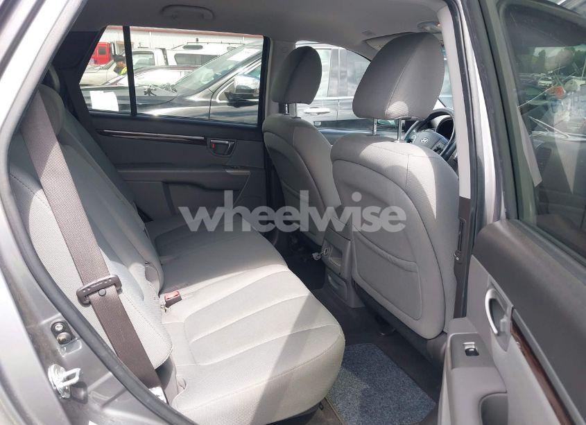 Photo 8 of 2010 Hyundai Santa FE GLS (VIN 5NMSG3AB9AH364991)