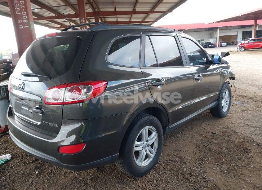 Photo 4 of 2010 Hyundai Santa FE GLS (VIN 5NMSG3AB9AH414711)