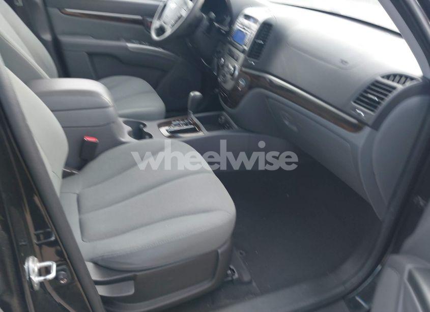 Photo 5 of 2010 Hyundai Santa FE GLS (VIN 5NMSG3ABXAH403913)