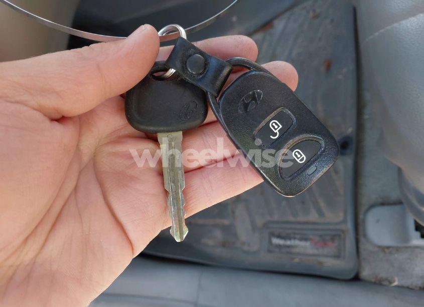 Photo 11 of 2007 Hyundai Santa FE GLS (VIN 5NMSG73D57H081101)