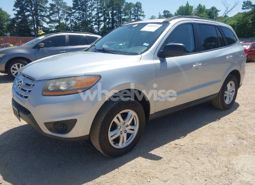 Photo 2 of 2010 Hyundai Santa FE GLS (VIN 5NMSGDAB0AH363623)