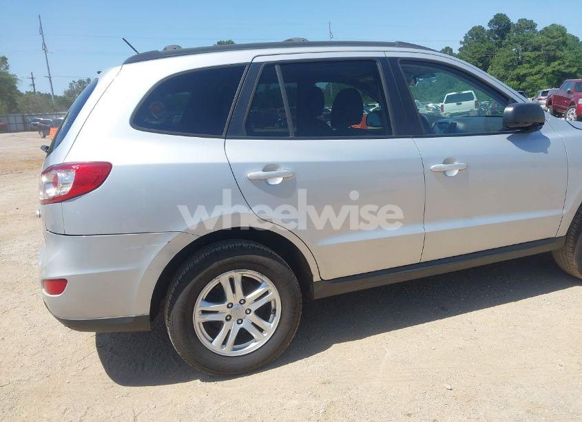 Photo 6 of 2010 Hyundai Santa FE GLS (VIN 5NMSGDAB0AH363623)
