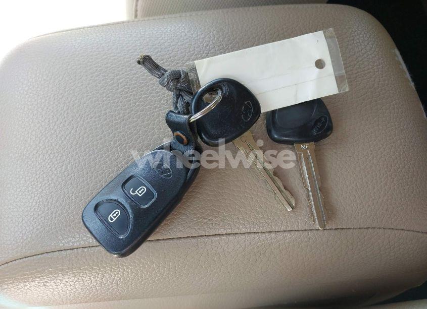 Photo 11 of 2010 Hyundai Santa FE GLS (VIN 5NMSGDAB0AH367705)