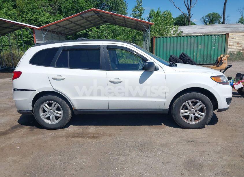 Photo 13 of 2010 Hyundai Santa FE GLS (VIN 5NMSGDAB0AH414747)
