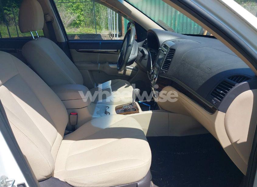 Photo 5 of 2010 Hyundai Santa FE GLS (VIN 5NMSGDAB0AH414747)