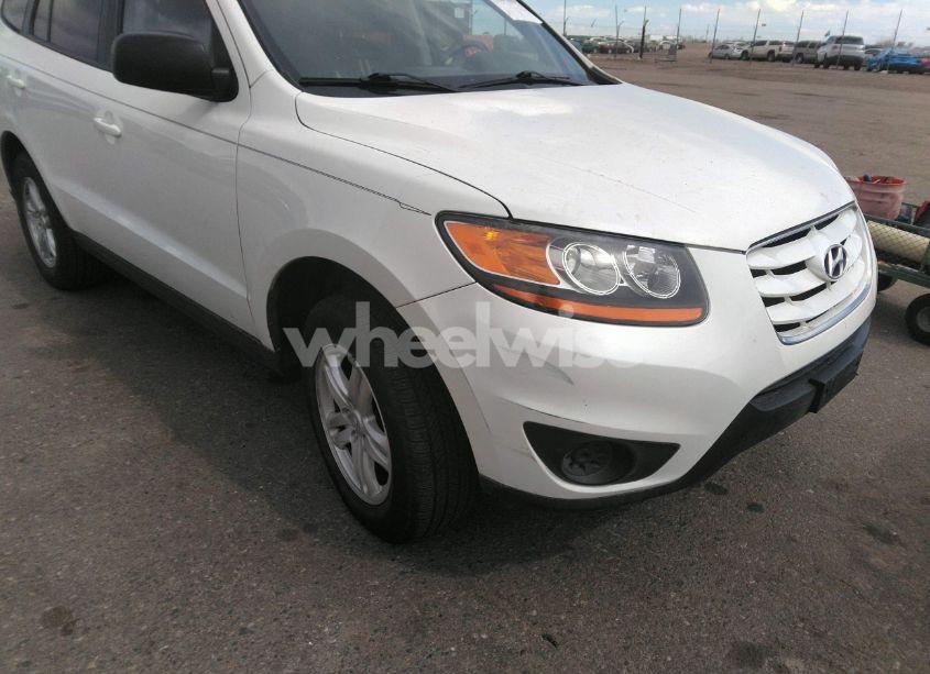 Photo 6 of 2010 Hyundai Santa FE GLS (VIN 5NMSGDAB1AH349794)
