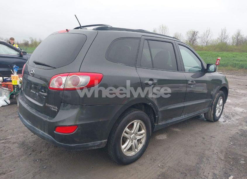 Photo 4 of 2010 Hyundai Santa FE GLS (VIN 5NMSGDAB1AH376543)