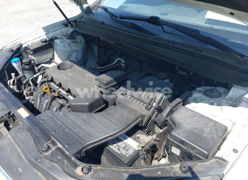 Photo 10 of 2010 Hyundai Santa FE GLS (VIN 5NMSGDAB3AH363860)