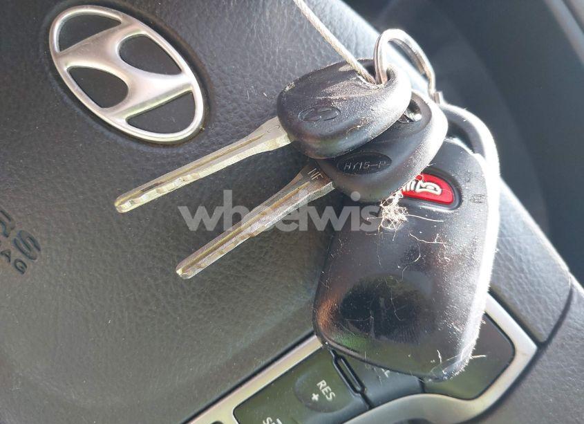 Photo 11 of 2010 Hyundai Santa FE GLS (VIN 5NMSGDAB3AH363860)