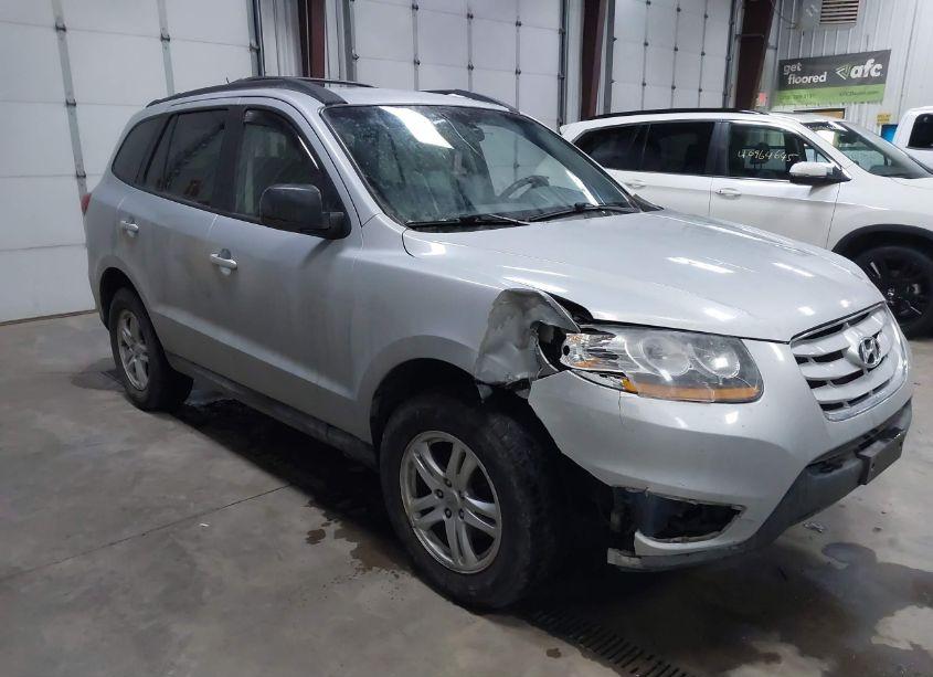 2010 Hyundai Santa FE GLS (VIN 5NMSGDAB3AH366709) main photo