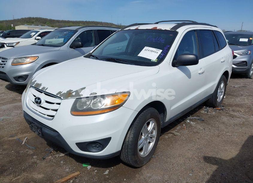 Photo 2 of 2010 Hyundai Santa FE GLS (VIN 5NMSGDAB4AH346212)
