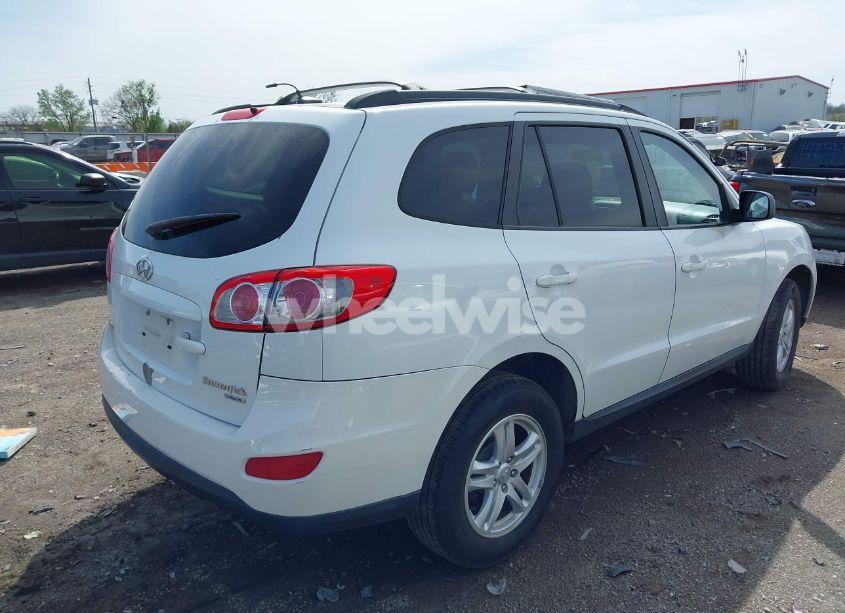 Photo 4 of 2010 Hyundai Santa FE GLS (VIN 5NMSGDAB4AH346212)