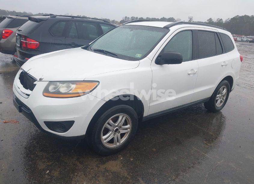 Photo 2 of 2010 Hyundai Santa FE GLS (VIN 5NMSGDAB4AH412239)