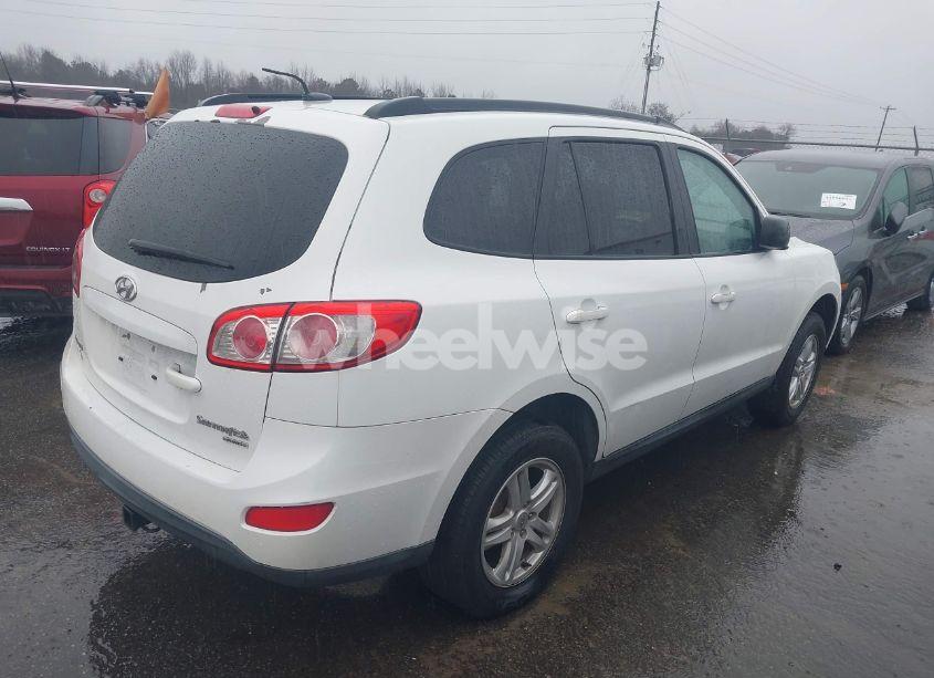 Photo 4 of 2010 Hyundai Santa FE GLS (VIN 5NMSGDAB4AH412239)