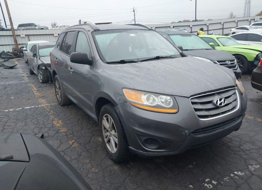 2010 Hyundai Santa FE GLS (VIN 5NMSGDAB4AH414556) main photo