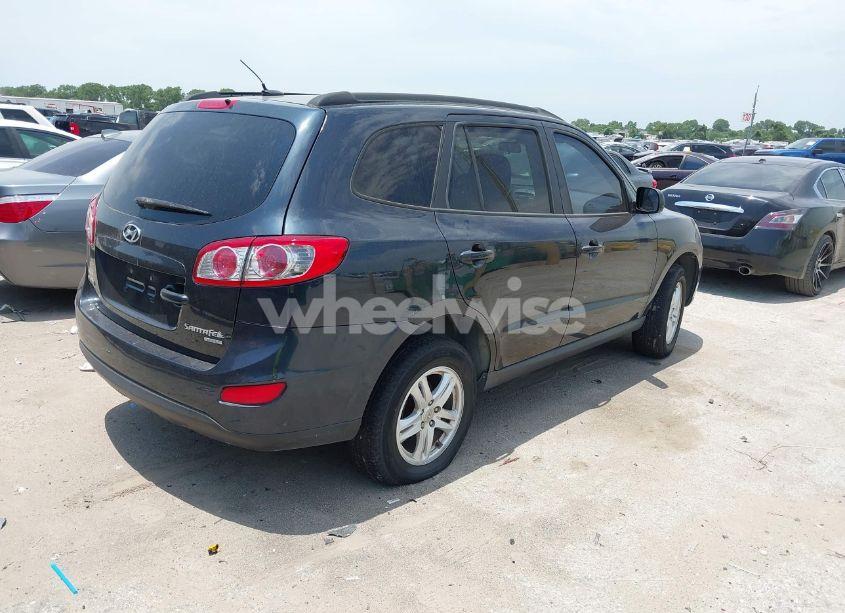 Photo 4 of 2010 Hyundai Santa FE GLS (VIN 5NMSGDAB5AH375069)