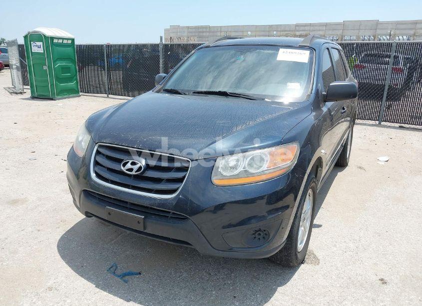 Photo 6 of 2010 Hyundai Santa FE GLS (VIN 5NMSGDAB5AH375069)