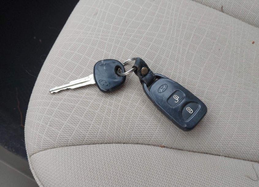 Photo 11 of 2010 Hyundai Santa FE GLS (VIN 5NMSGDAB5AH397735)