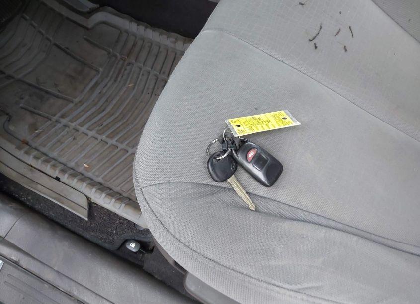 Photo 11 of 2010 Hyundai Santa FE GLS (VIN 5NMSGDAB6AH350102)