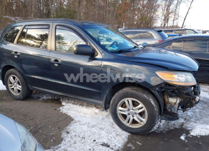 2010 Hyundai Santa FE GLS (VIN 5NMSGDAB6AH404921) main photo