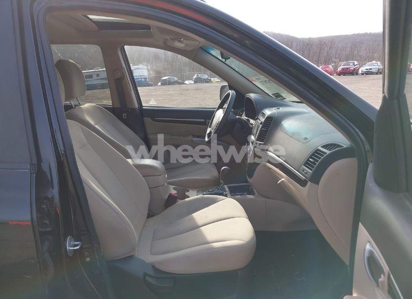 Photo 5 of 2010 Hyundai Santa FE GLS (VIN 5NMSGDAB7AH374585)