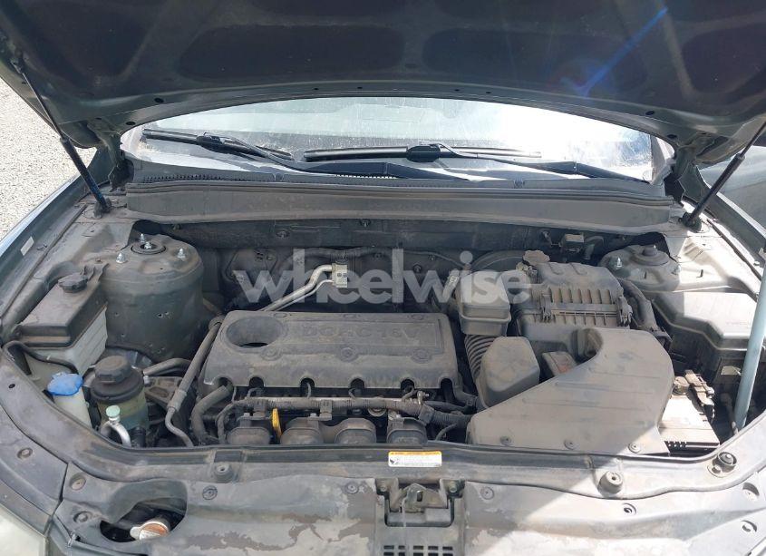 Photo 10 of 2010 Hyundai Santa FE GLS (VIN 5NMSGDAB8AH342857)