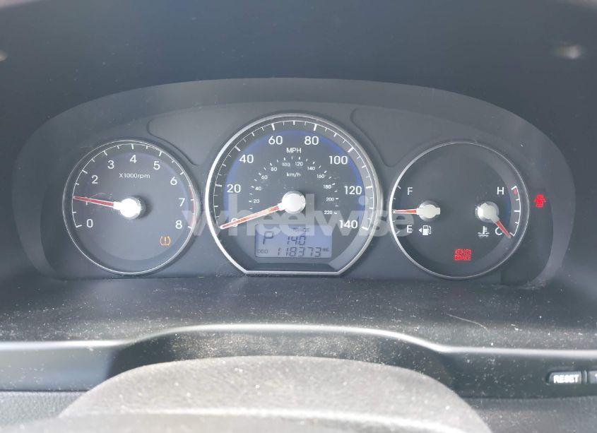 Photo 7 of 2010 Hyundai Santa FE GLS (VIN 5NMSGDAB8AH342857)