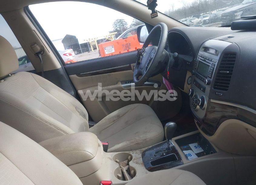 Photo 5 of 2010 Hyundai Santa FE GLS (VIN 5NMSGDAB8AH387135)