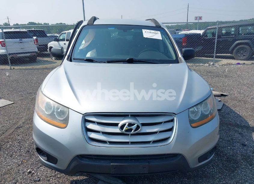 Photo 12 of 2010 Hyundai Santa FE GLS (VIN 5NMSGDAB9AH344469)