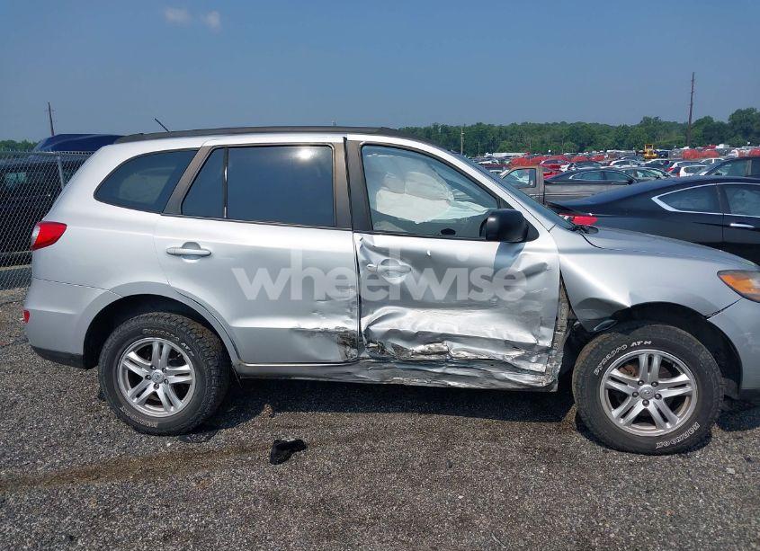 Photo 13 of 2010 Hyundai Santa FE GLS (VIN 5NMSGDAB9AH344469)