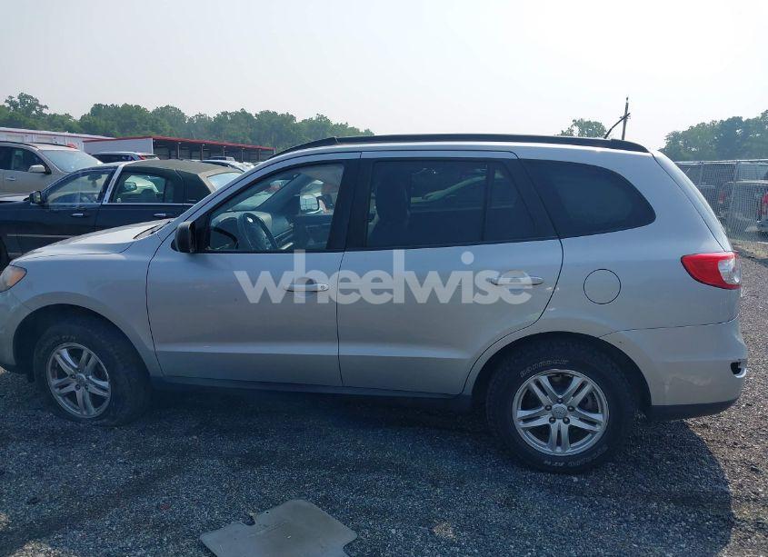 Photo 14 of 2010 Hyundai Santa FE GLS (VIN 5NMSGDAB9AH344469)