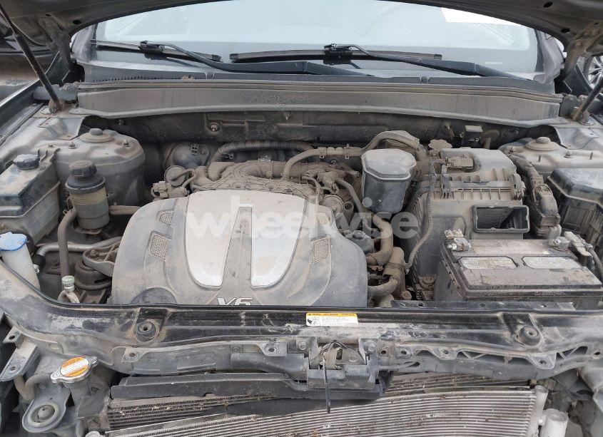 Photo 10 of 2010 Hyundai Santa FE SE (VIN 5NMSH4AG0AH349911)