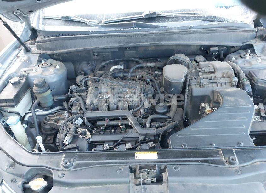 Photo 10 of 2010 Hyundai Santa FE SE (VIN 5NMSH4AG0AH401120)