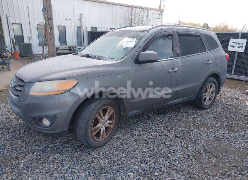 Photo 2 of 2010 Hyundai Santa FE SE (VIN 5NMSH4AG0AH401120)