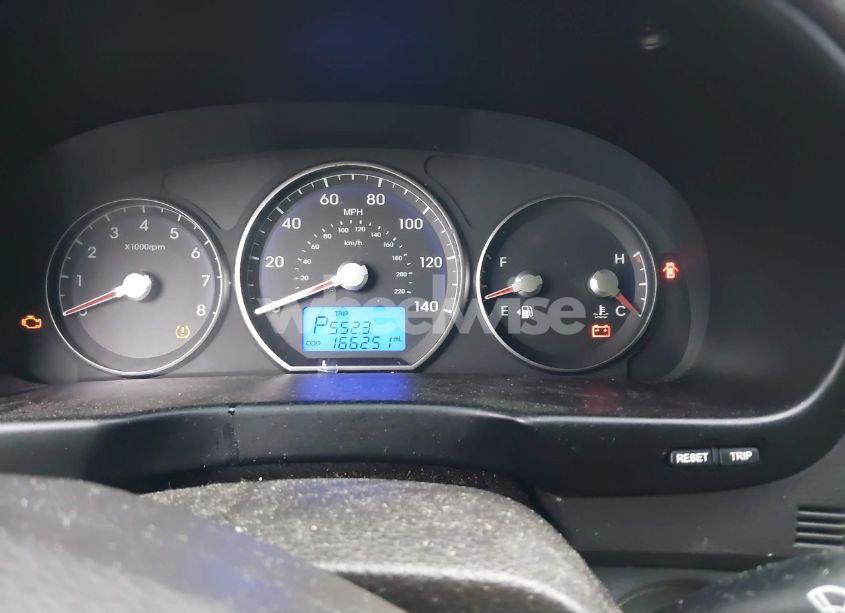 Photo 7 of 2010 Hyundai Santa FE SE (VIN 5NMSH4AG0AH401120)