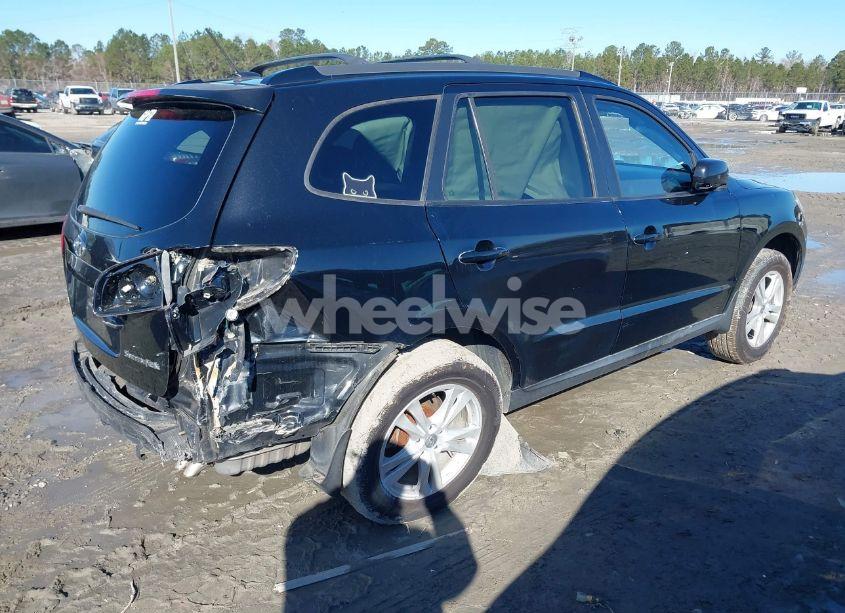 Photo 4 of 2010 Hyundai Santa FE SE (VIN 5NMSH4AG1AH387793)