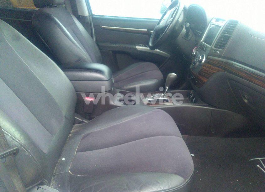 Photo 5 of 2010 Hyundai Santa FE SE (VIN 5NMSH4AG3AH397189)