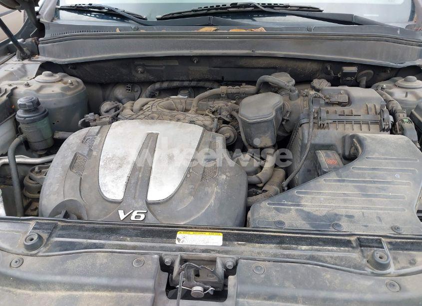 Photo 10 of 2010 Hyundai Santa FE SE (VIN 5NMSH4AG9AH387945)