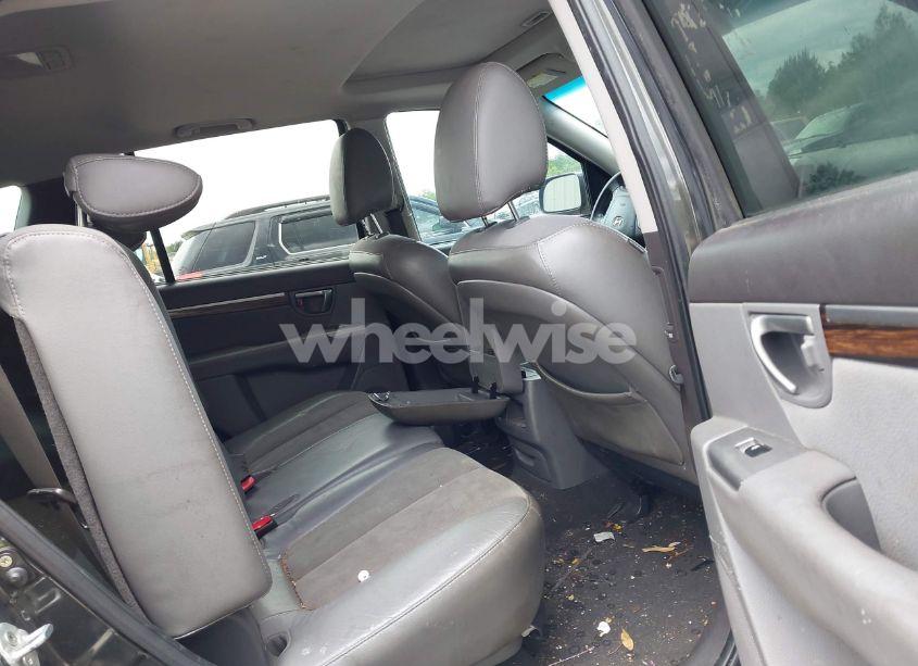 Photo 8 of 2010 Hyundai Santa FE SE (VIN 5NMSH4AG9AH387945)