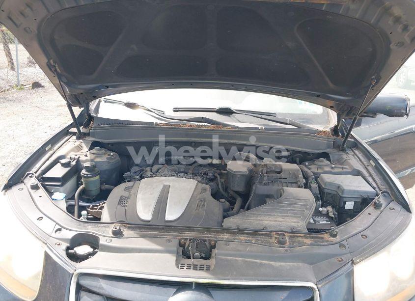 Photo 10 of 2010 Hyundai Santa FE SE (VIN 5NMSHDAG0AH344062)