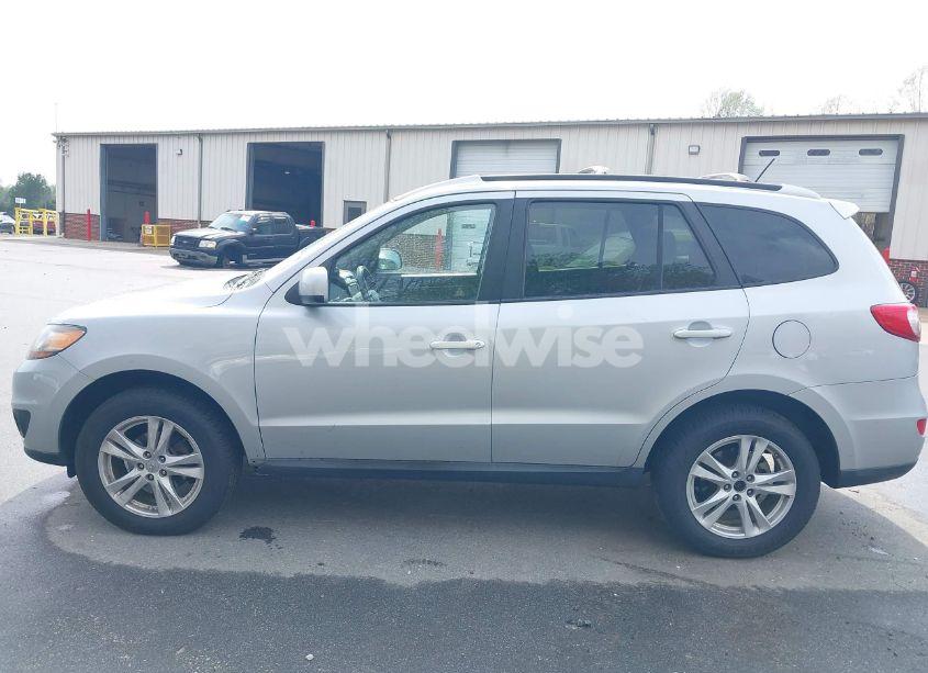 Photo 14 of 2010 Hyundai Santa FE SE (VIN 5NMSHDAG1AH410344)