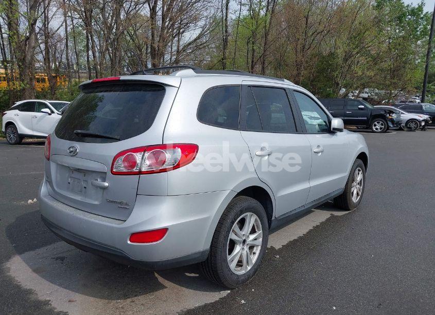 Photo 4 of 2010 Hyundai Santa FE SE (VIN 5NMSHDAG1AH410344)