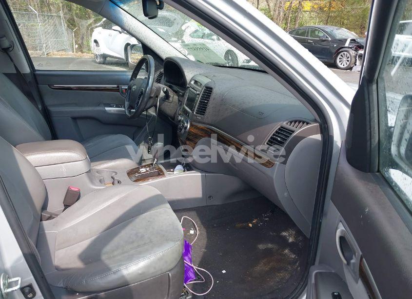 Photo 5 of 2010 Hyundai Santa FE SE (VIN 5NMSHDAG1AH410344)