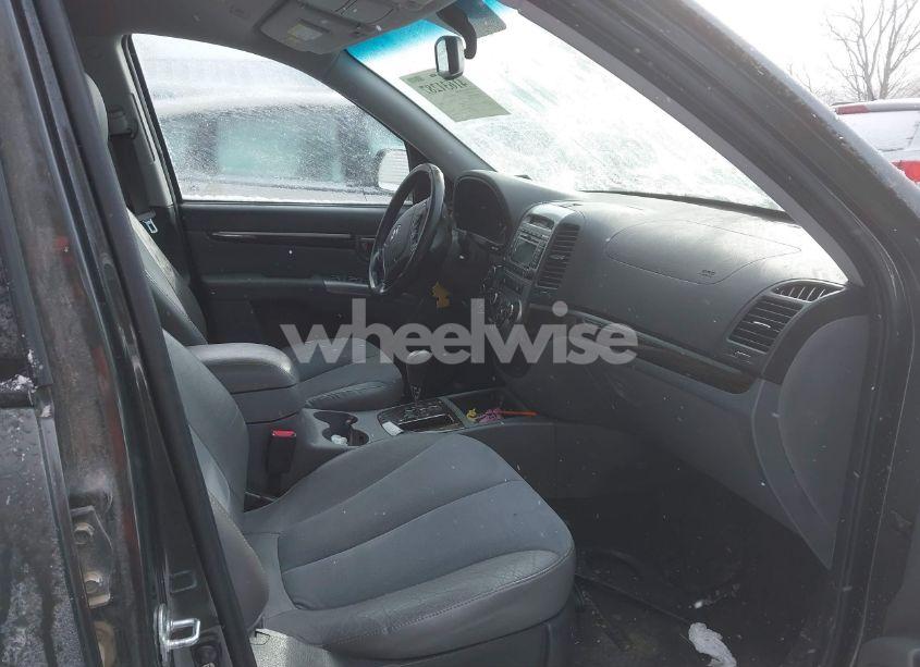 Photo 5 of 2010 Hyundai Santa FE SE (VIN 5NMSHDAG5AH334823)