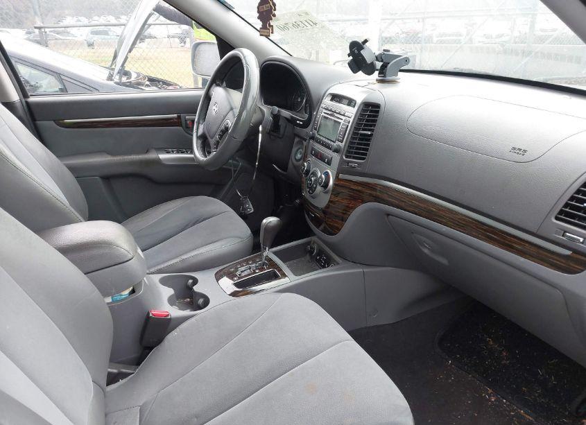 Photo 5 of 2010 Hyundai Santa FE SE (VIN 5NMSHDAG5AH353520)