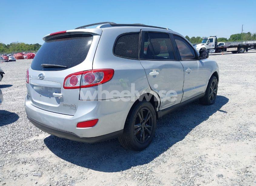Photo 4 of 2010 Hyundai Santa FE SE (VIN 5NMSHDAG5AH387022)