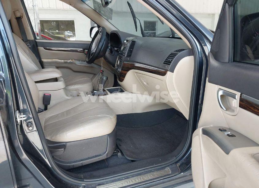 Photo 5 of 2010 Hyundai Santa FE LIMITED V6 (VIN 5NMSKDAG4AH379981)