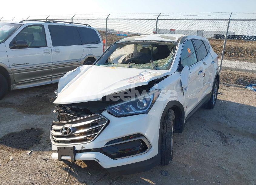 Photo 2 of 2017 Hyundai Santa FE SPORT 2.4L (VIN 5NMZT3LB1HH037373)