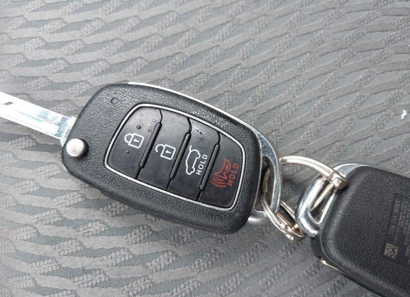 Photo 11 of 2018 Hyundai Santa FE SPORT 2.4L (VIN 5NMZT3LB1JH097336)