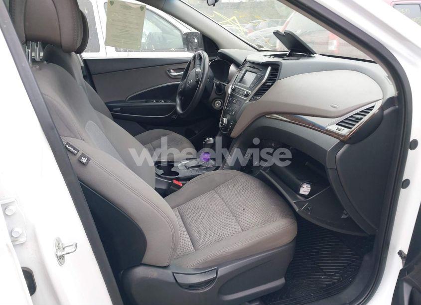 Photo 5 of 2017 Hyundai Santa FE SPORT 2.4L (VIN 5NMZT3LB2HH020436)